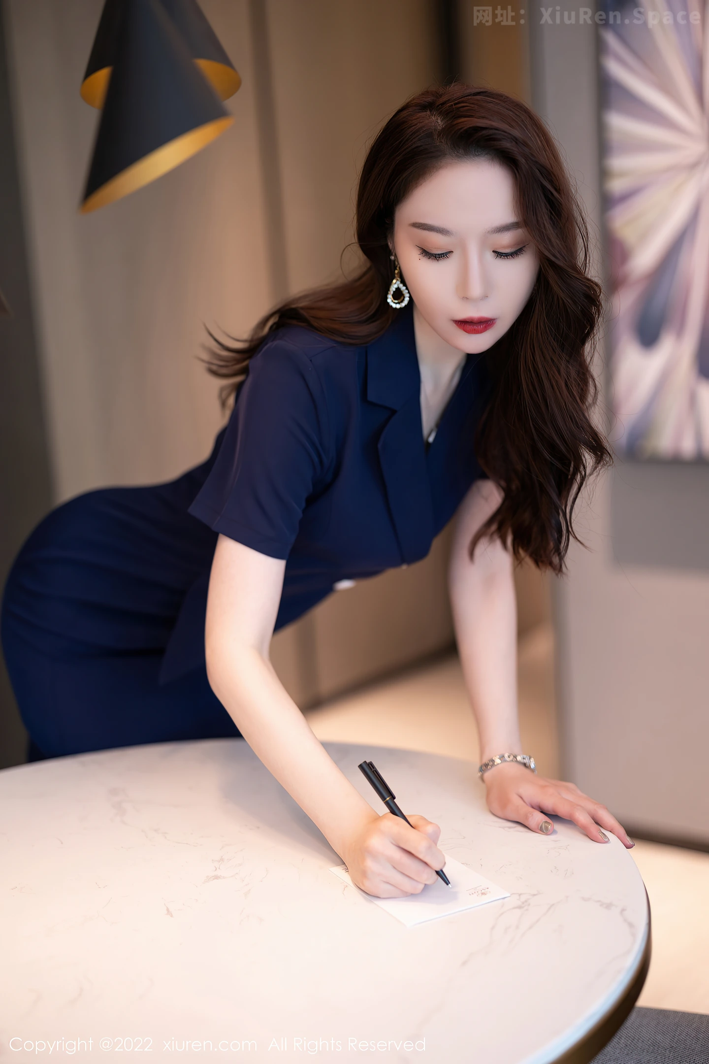 图片[5]-[XiuRen秀人网] VOL.5269 模特梦心玥私房脱OL职业服饰露黑色皮质情趣内衣撩人诱惑写真85P-秀人网官方网站